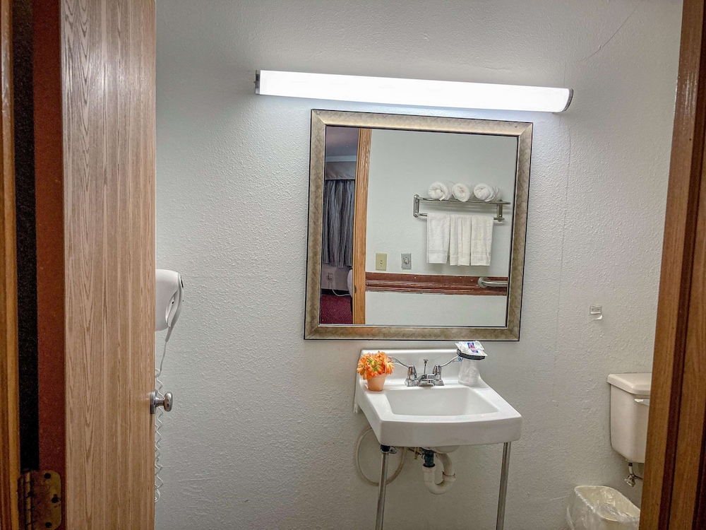 Motel 6 Elkhart IN - photo 17