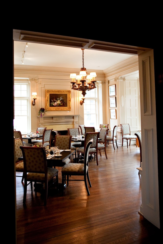 Mansions on Fifth Hotel - photo 44