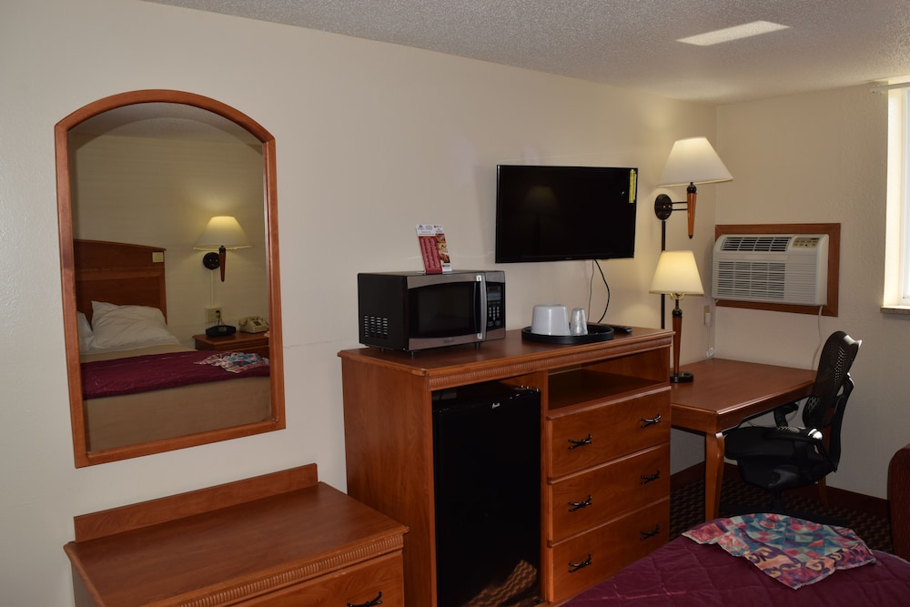 Americas Best Value Inn Jefferson City - photo 29