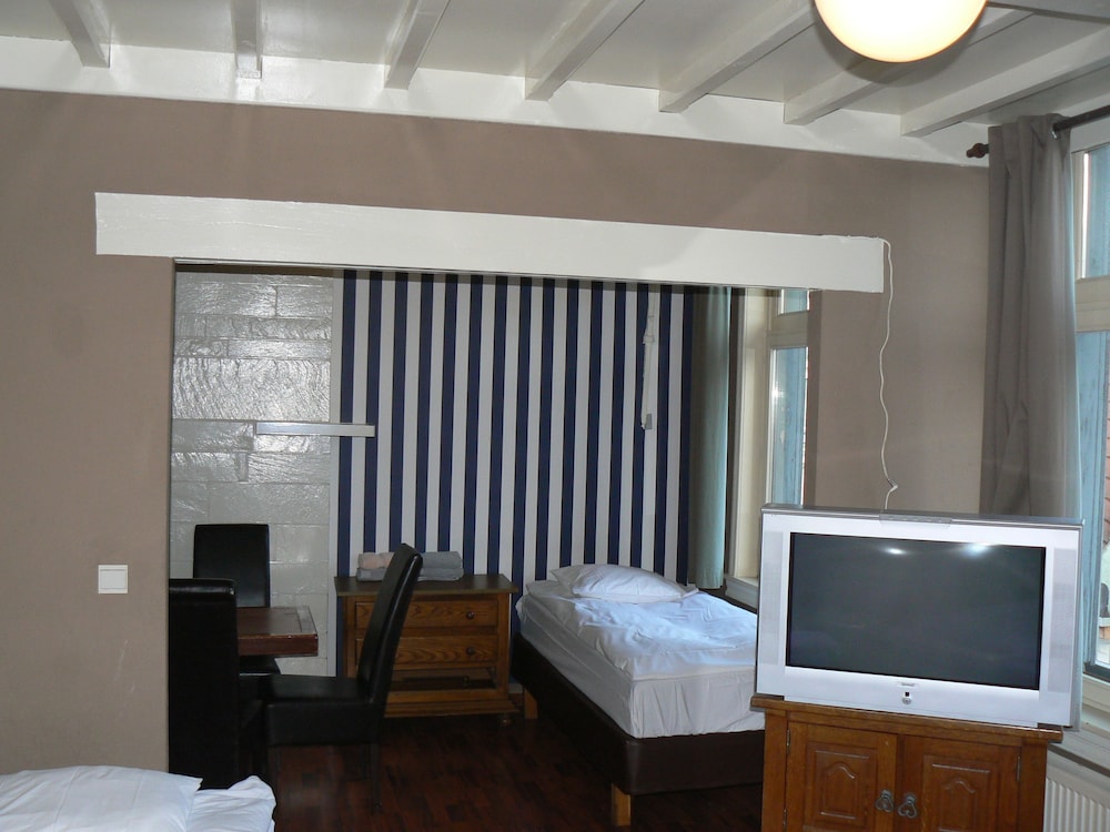 Bed & Coffee — Antwerpen — photo 2