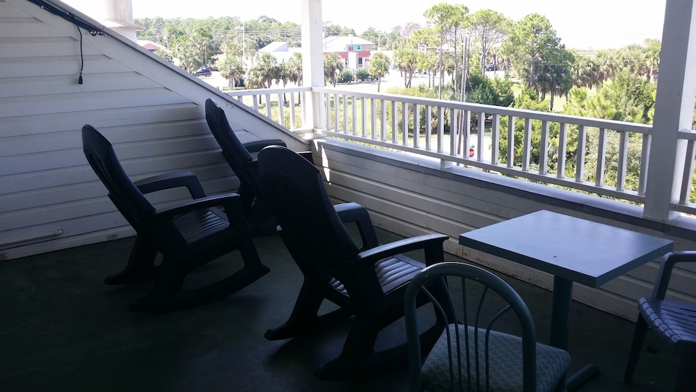 St. George Inn - photo 43
