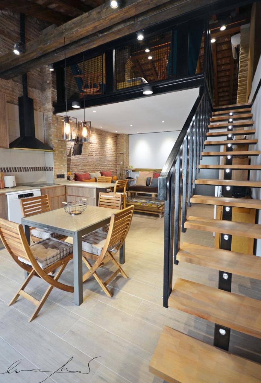 Casita En El Cabanal Con Patio in Valencia, Spain