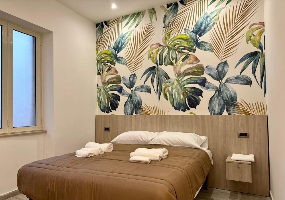 Royal Rooms - last minute hotel in Naples