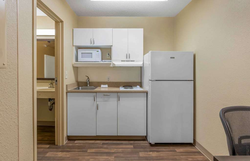 Extended Stay America Suites Louisville Dutchman - photo 18