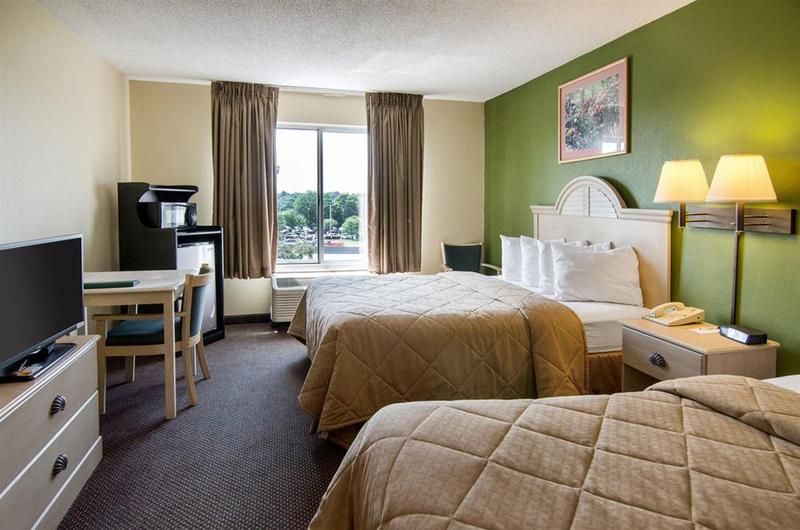 Quality Inn Merriam Kansas City - photo 3