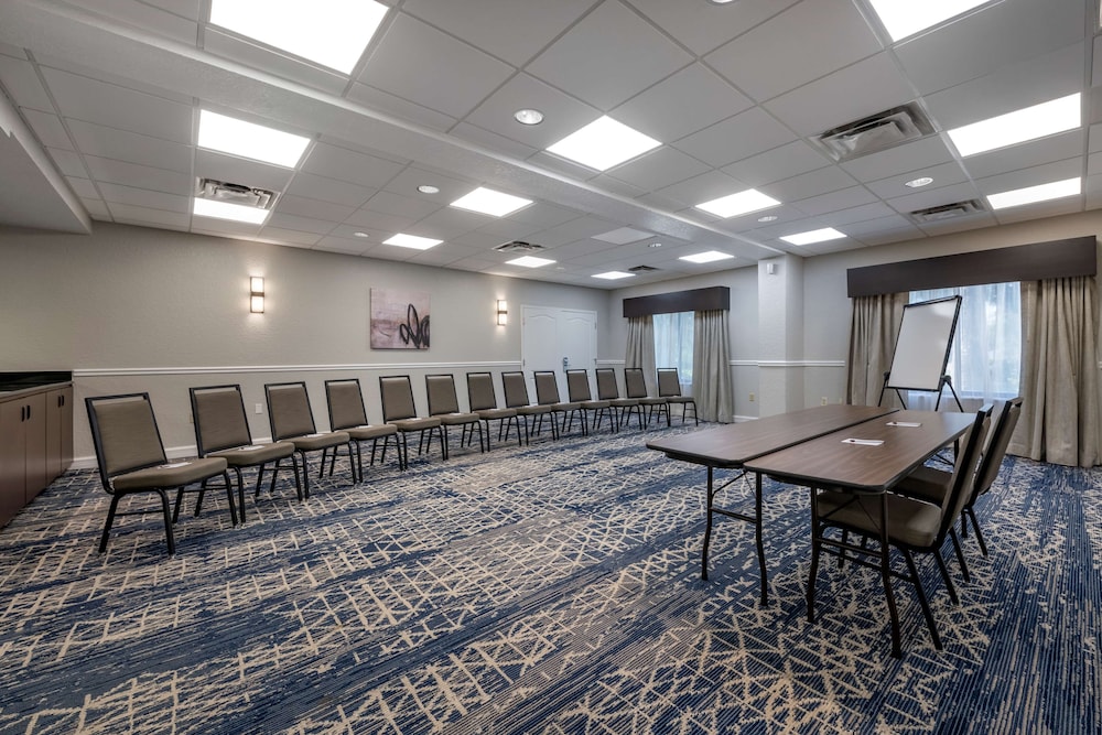 Best Western Plus Orlando East UCF Area - photo 20
