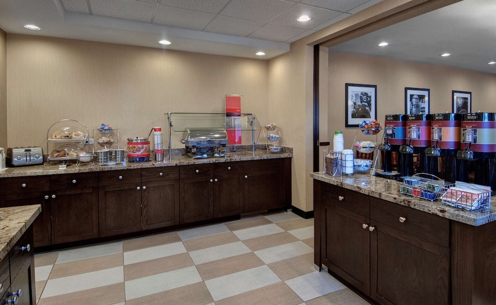 Hampton Inn Provo - photo 16