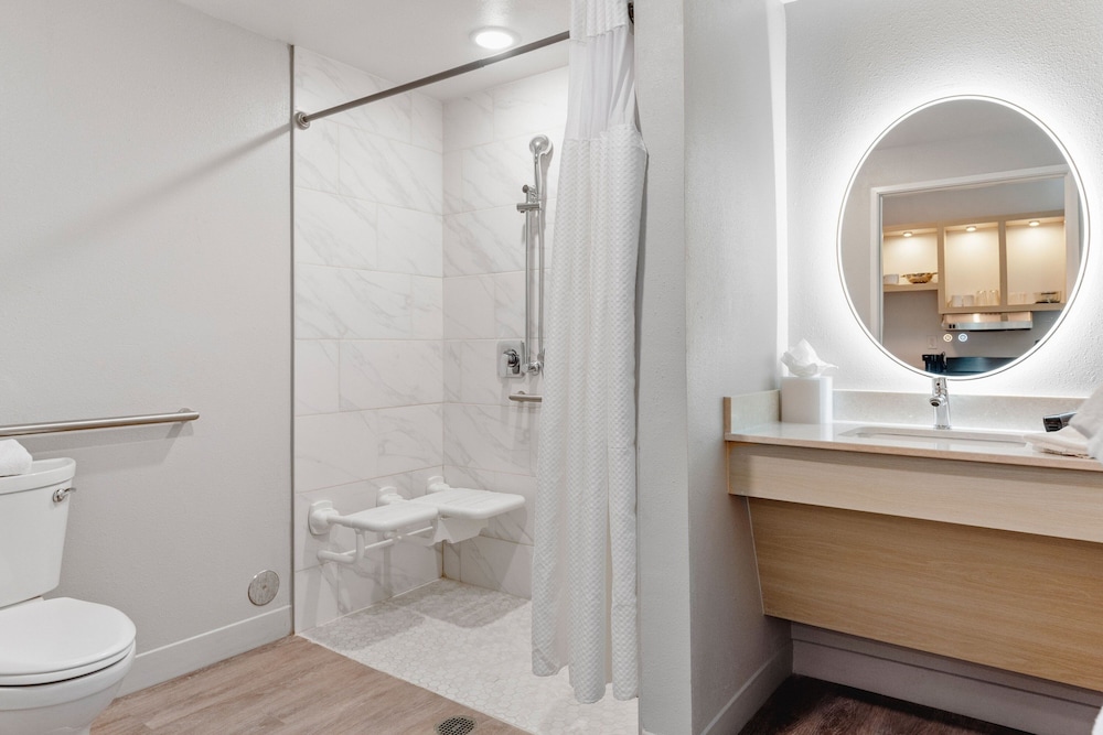 TownePlace Suites by Marriott Pueblo Downtown - photo 18