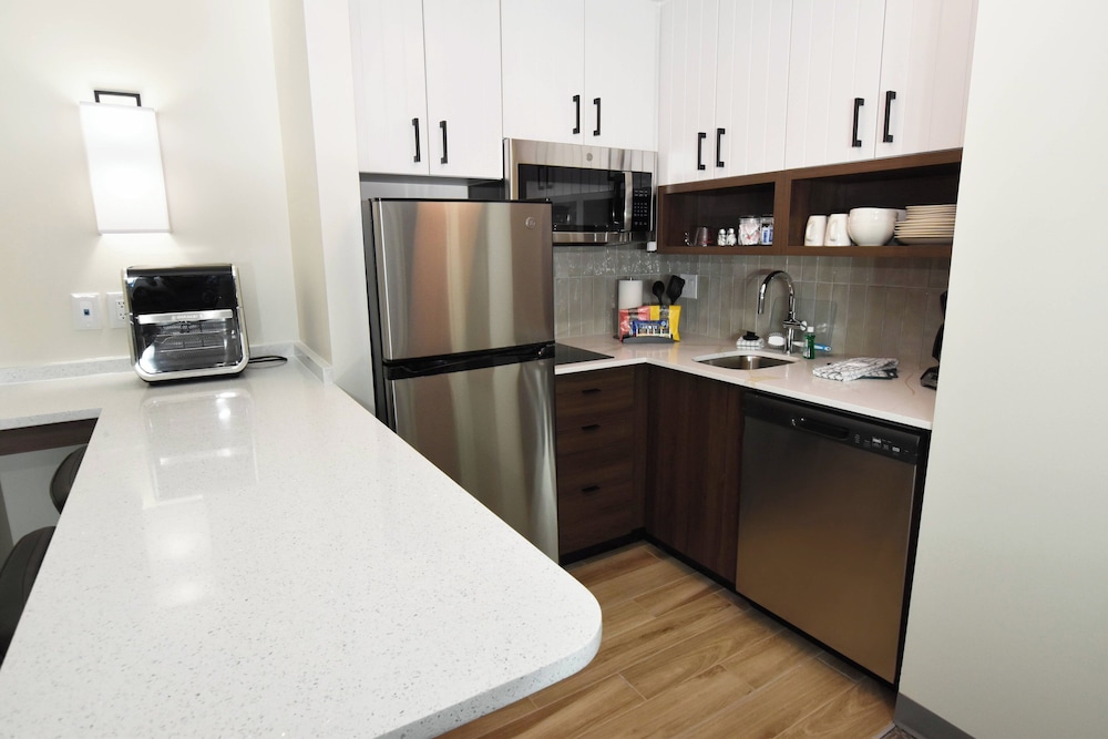 Staybridge Suites Detroit Novi by IHG - photo 19