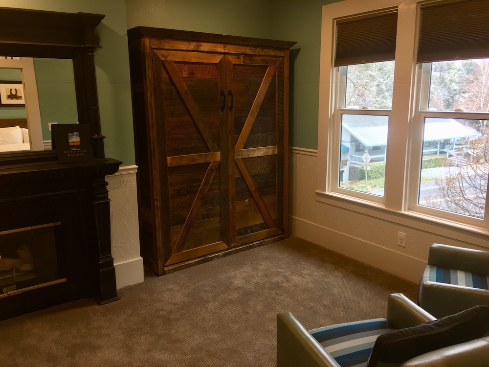 The Groveland Hotel - photo 52