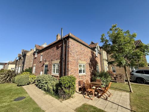 Seasalt Cottage Part of the The Bay Filey Holiday Village with pool gym and direct beach access pub restaurant tennis and meadows walks