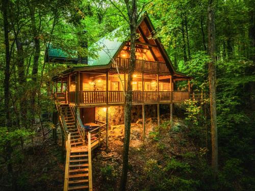 Up The Creek Smoky Mountains — 4-Star Luxury Hotel in Sevierville, United States