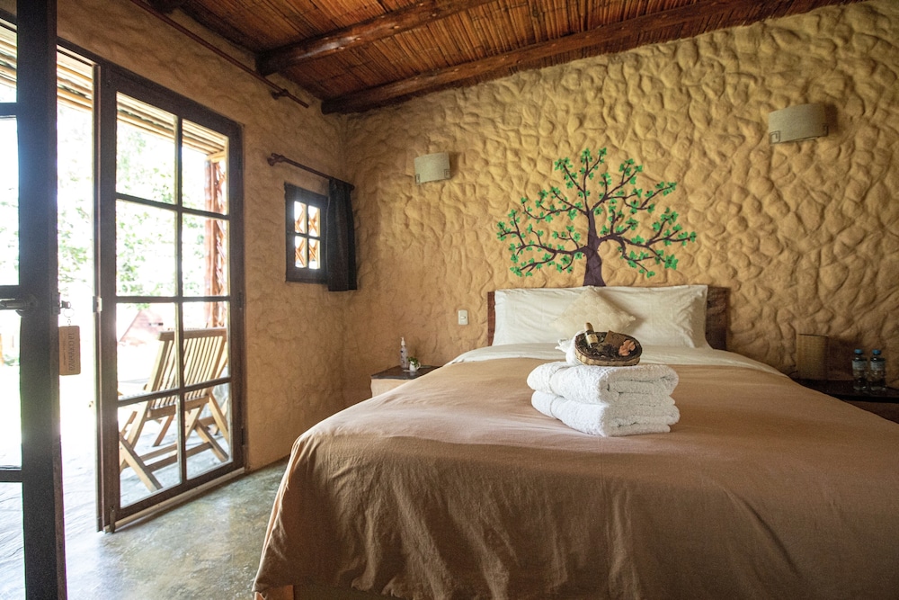 La Confianza Hotel — Chocos — photo 5