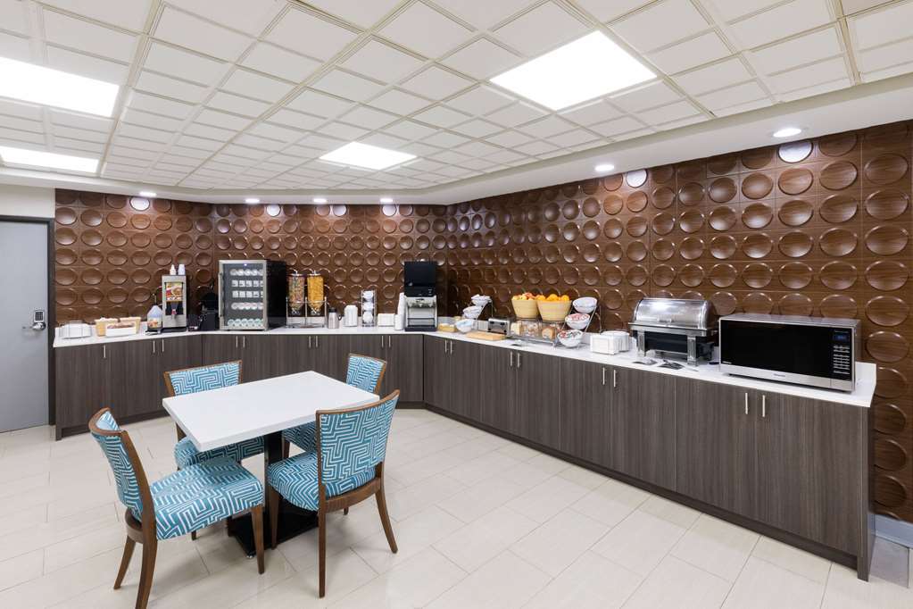 Wingate by Wyndham Sulphur Near Lake Charles - photo 41