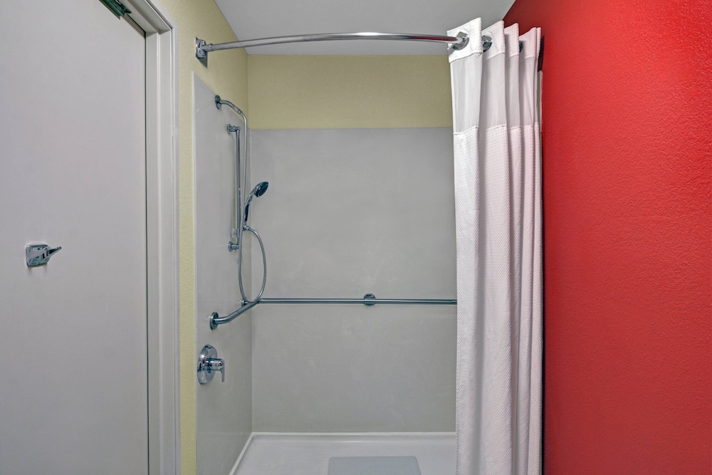 Courtyard by Marriott Shreveport Airport - photo 17