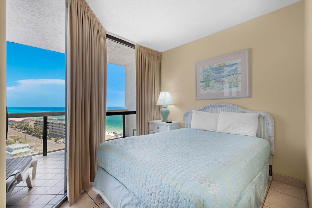 Surfside Resort #1103 - photo 4