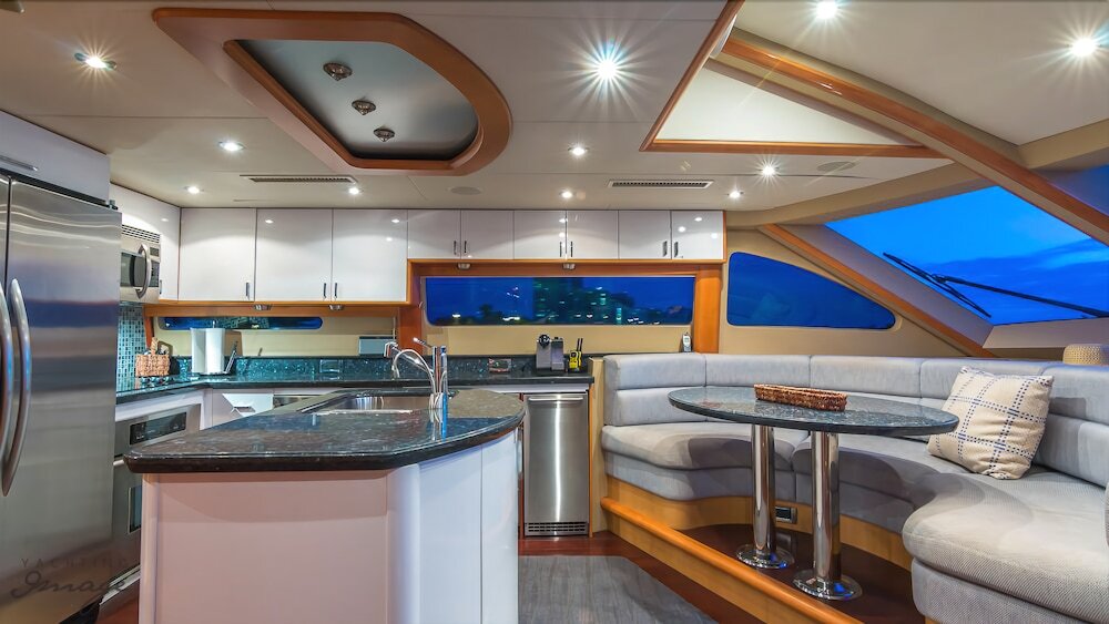 Miami Beach Luxury Yacht Charters - photo 25