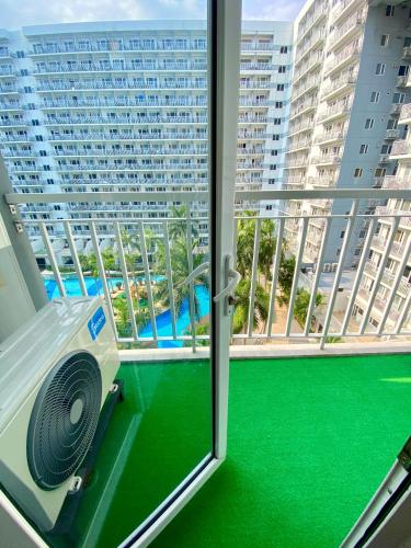 Oasis By Jk Suites — 4-Star Luxury Hotel in Manila, Philippines