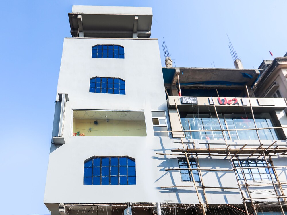OYO 27073 Hotel Grand Silicon — hotel in Tezpur