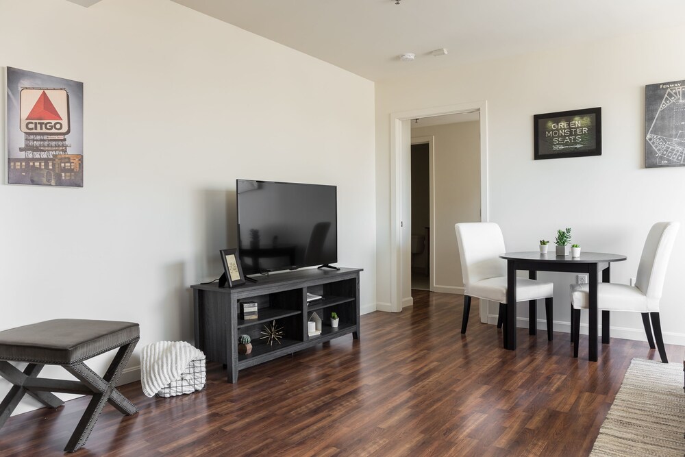 Unique 1BR in Fenway by Sonder - photo 27