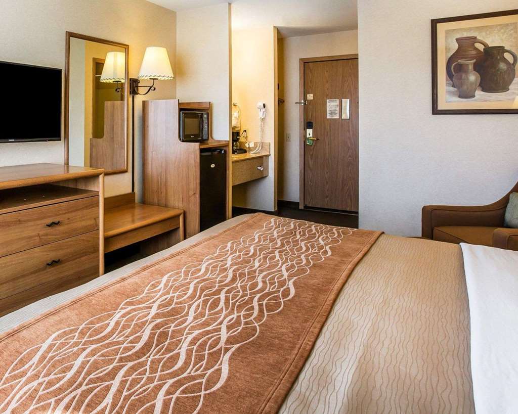 Quality Inn Lone Pine Near Mount Whitney - photo 8