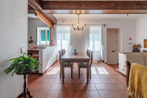 Charm House in the City Heart Azorean Butler — 4-Star Luxury Hotel in Ponta Delgada, Portugal
