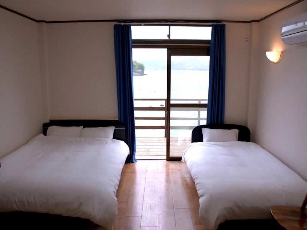 White House — Sasebo — photo 5