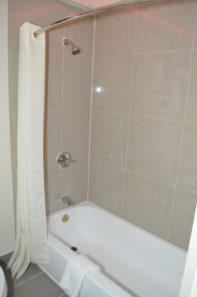 Trinity Suites Downtown Dallas - photo 13
