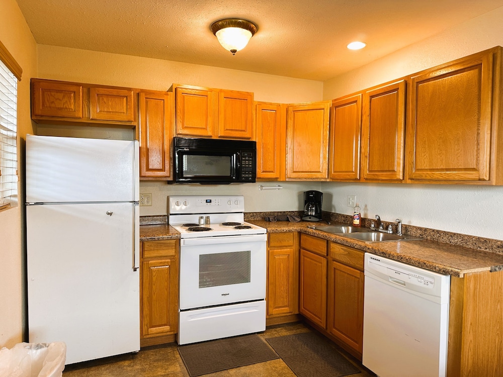 Alhonna Resort LLC - photo 113