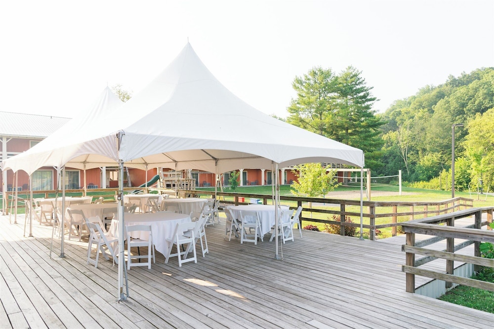 Brown County Inn - photo 49