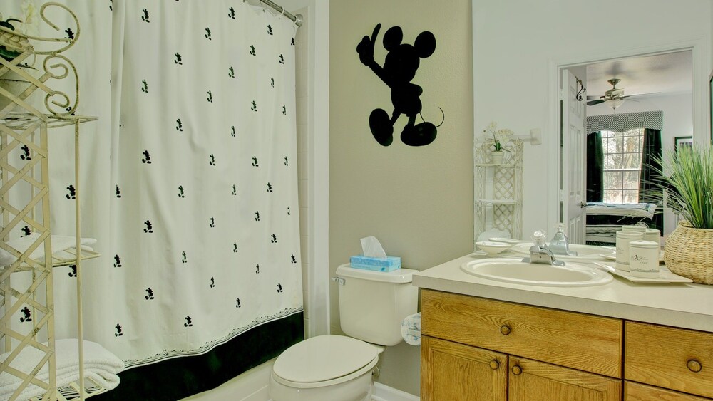 London Condo At Windsor Palms Resort - photo 15