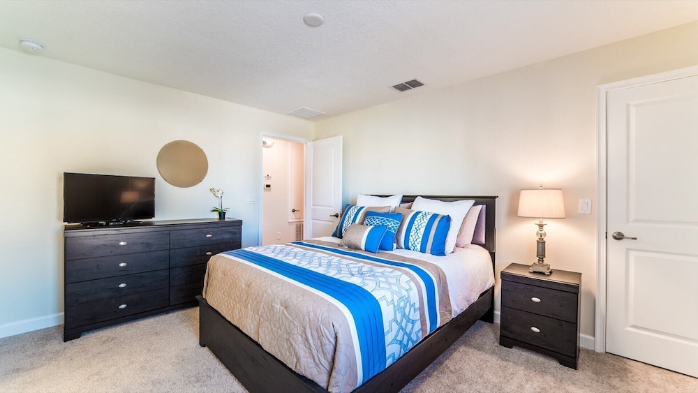 Luxury 5 Bedroom House on Storey Lake Resort Orlando House 1249 - photo 7