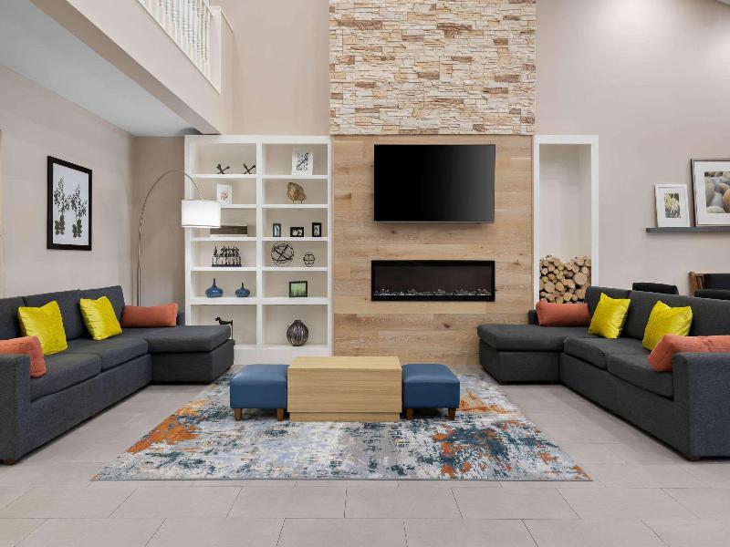 Country Inn & Suites by Radisson Coon Rapids MN — hotel in Coon Rapids