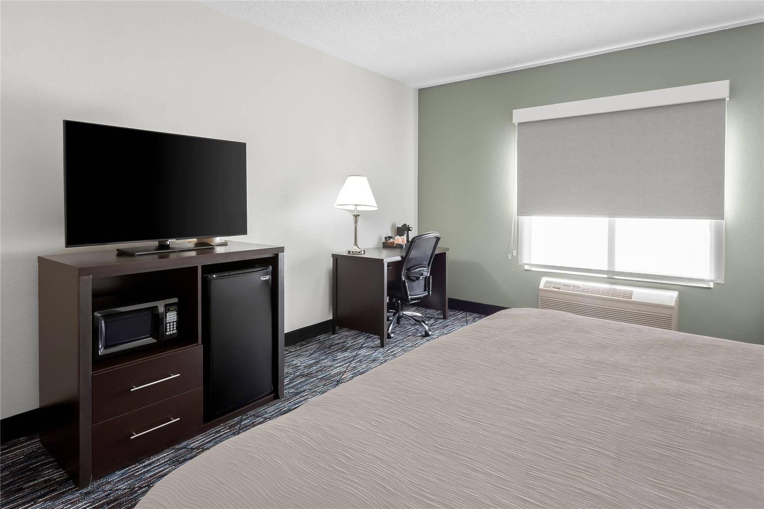 Quality Inn & Suites Niles - photo 85