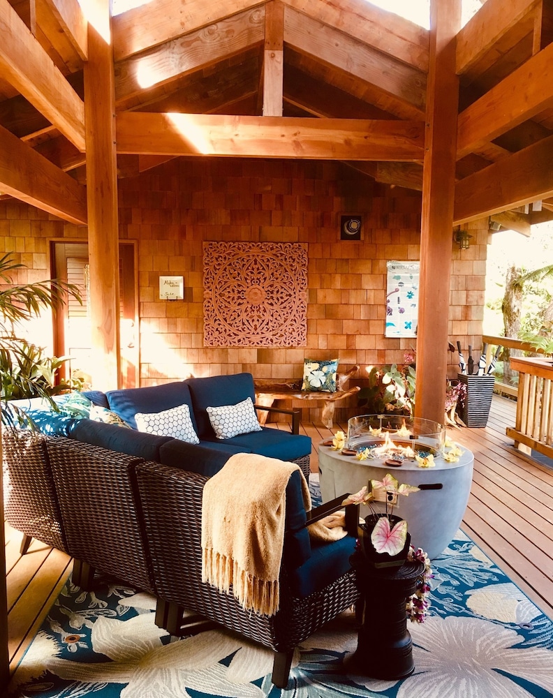 At the Crater's Edge — 4-Star Luxury Hotel in Volcano, United States