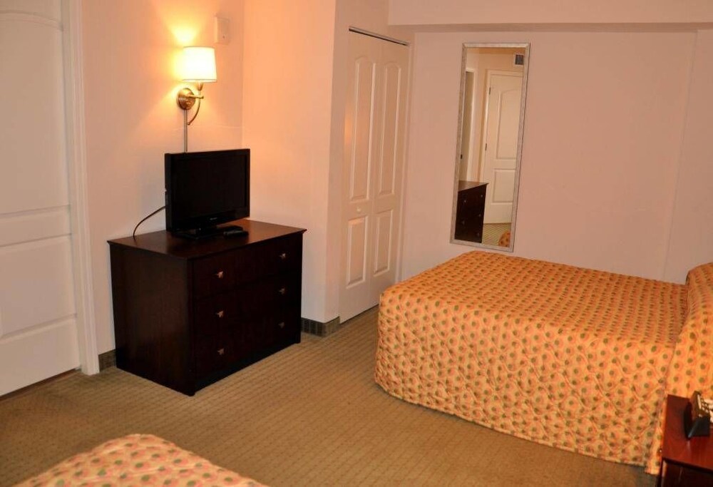 Prince Resort 803 2 Br condo by RedAwning - photo 4