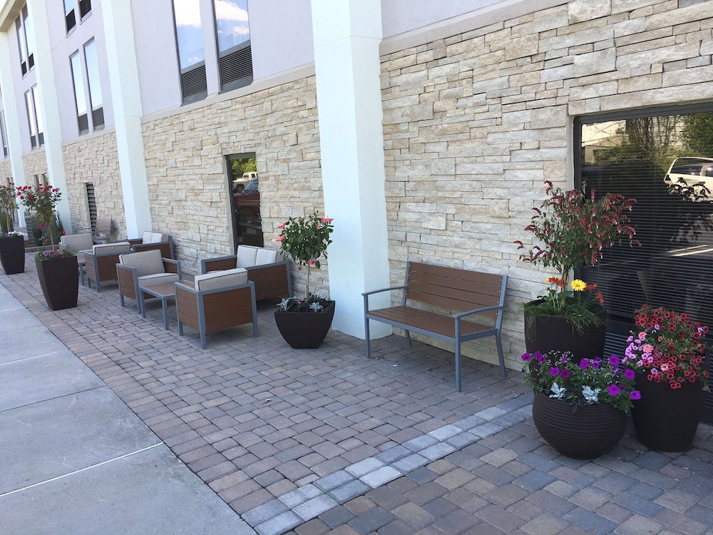 Hampton Inn Sevierville - photo 48