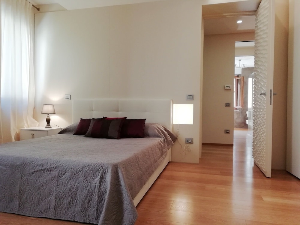 Casa Clarignano: Stunning 2 Bedroom Apartment in Montefalco — 4-Star Luxury Hotel in Montefalco, Italy