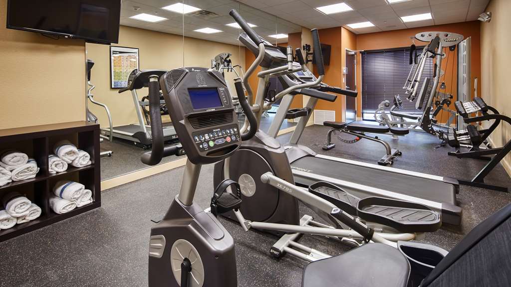 Best Western Plus Elmendorf Hotel San Antonio Hotel - photo 7