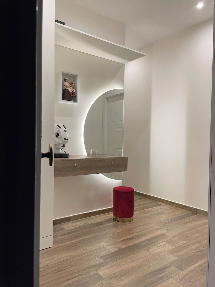 Capuana60 — 4-Star Luxury Hotel in Naples, Italy
