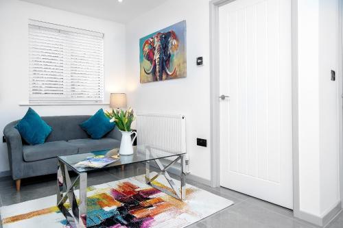 Lucas — 4-Star Luxury Hotel in Sudbury, United Kingdom