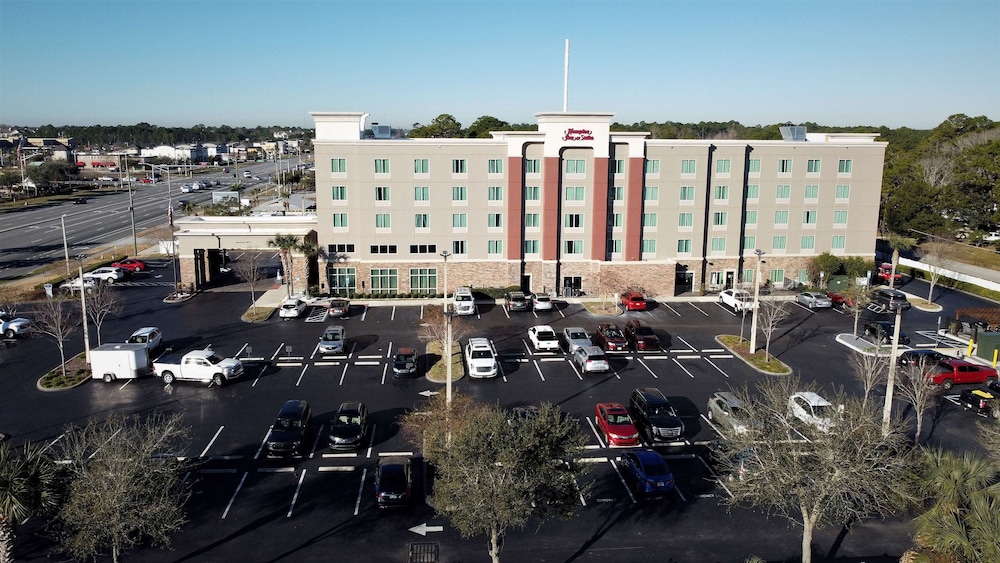 Hampton Inn & Suites Jacksonville Beach Blvd Mayo Clinic - photo 50
