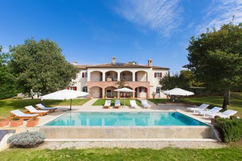 Villa Sophie — 4-Star Luxury Hotel in Porec, Croatia