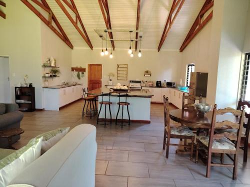 The Goat House Farmstay — 4-Star Luxury Hotel in Nelspruit, South Africa
