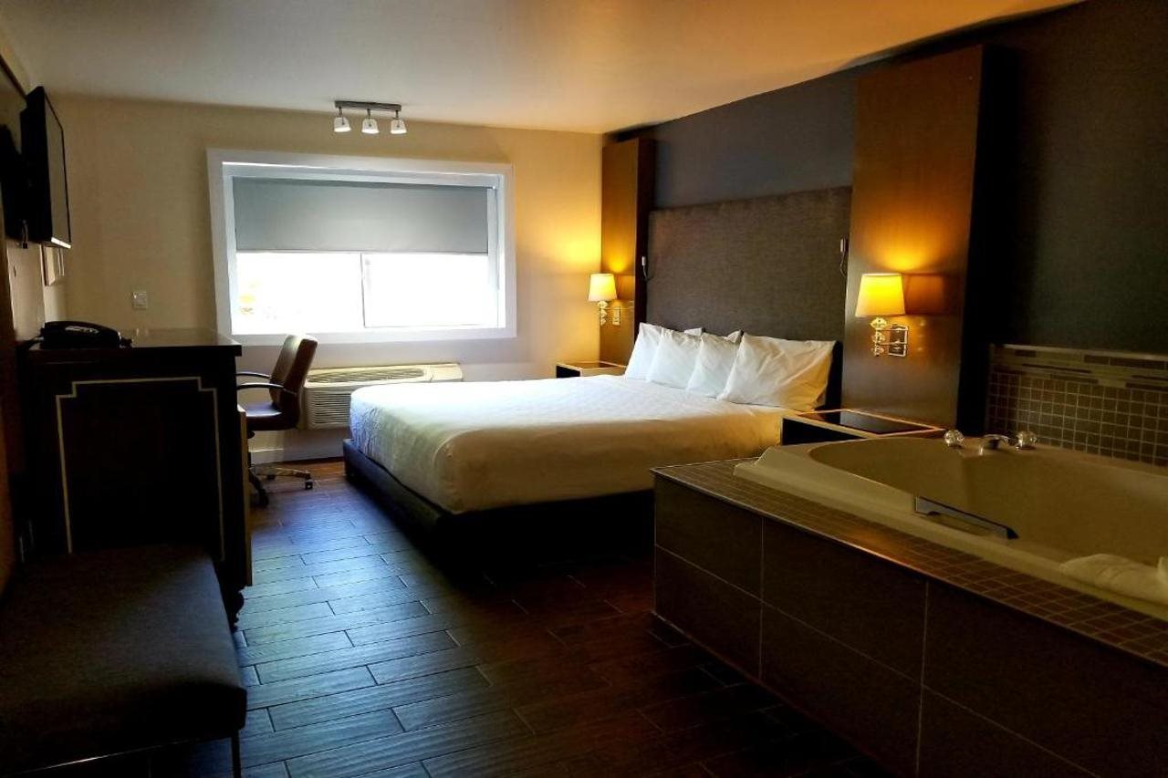 Quality Inn & Suites Castle Rock SW Denver - photo 24