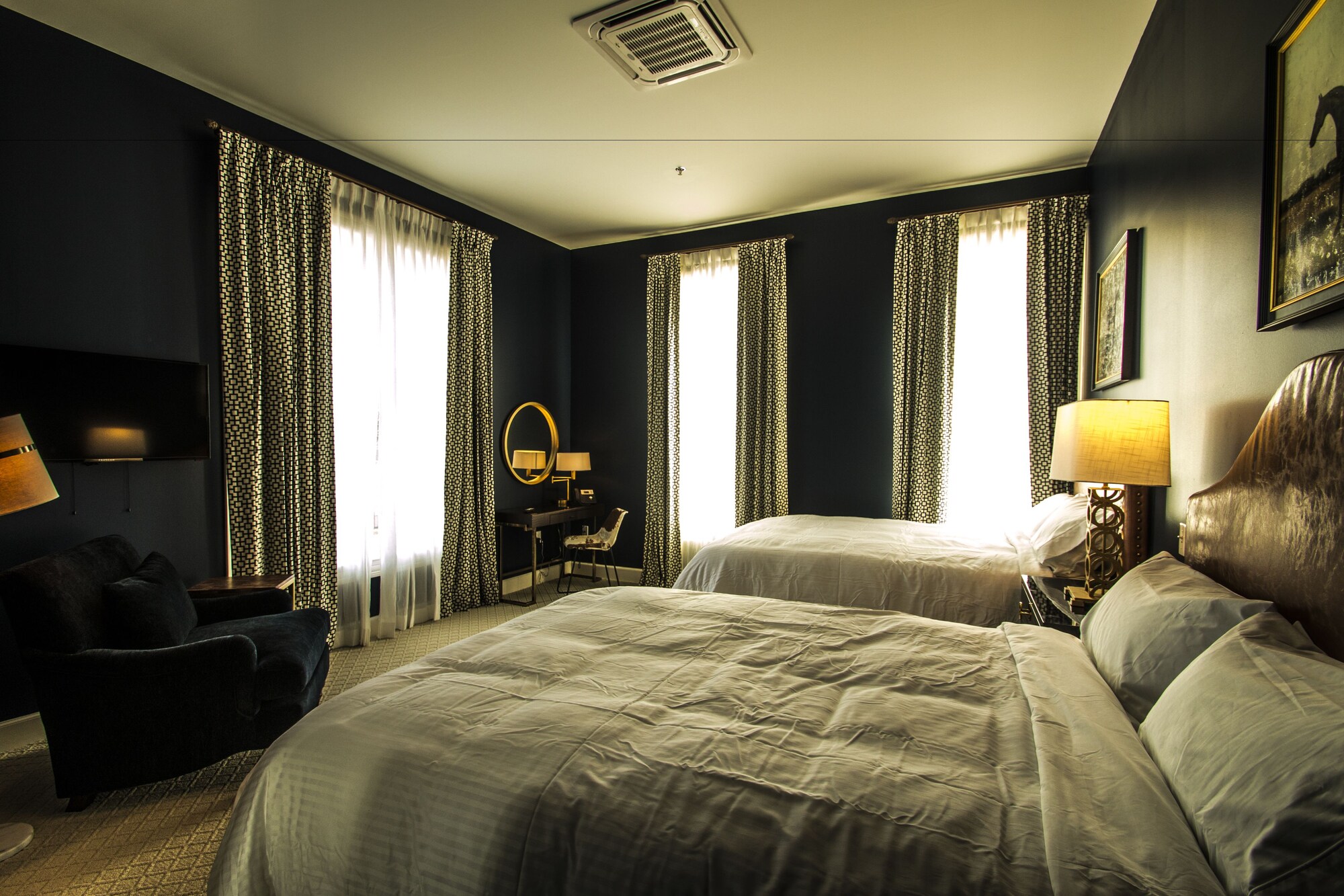 The Meadows Hotel - photo 3