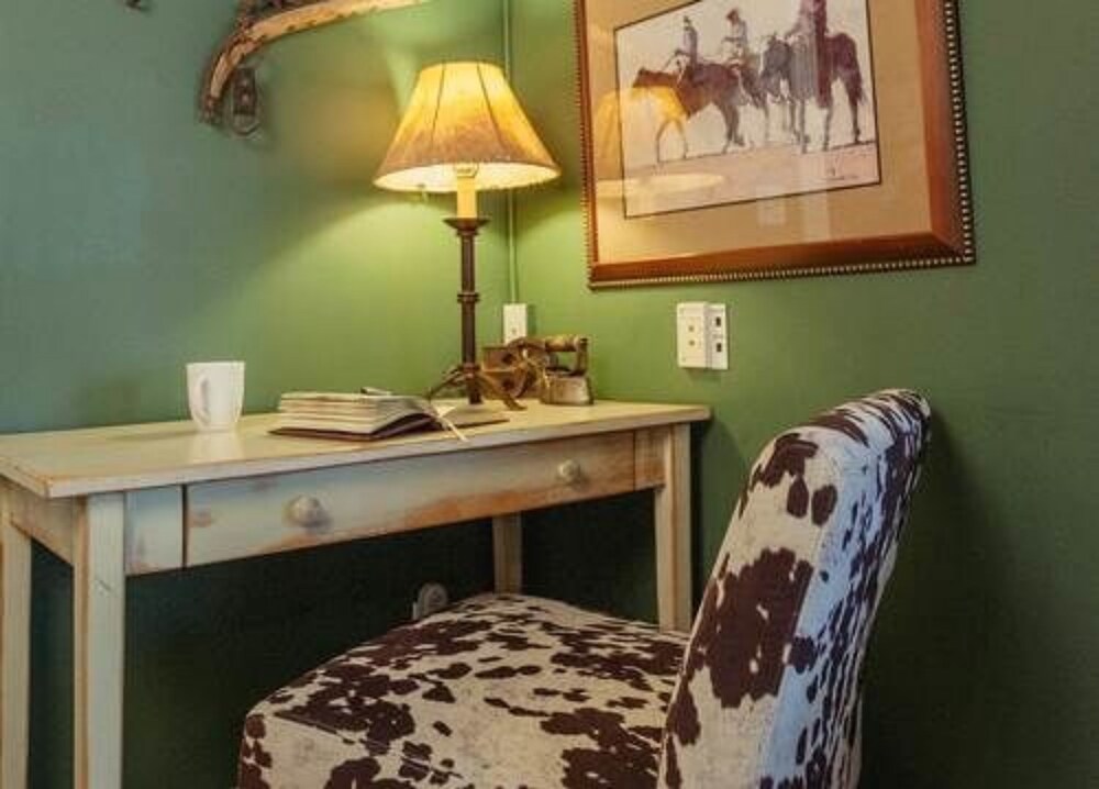 Old Town GuestHouse B&B - photo 2