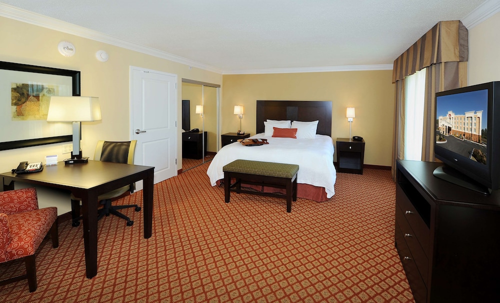 Hampton Inn Suites Scottsboro - photo 17
