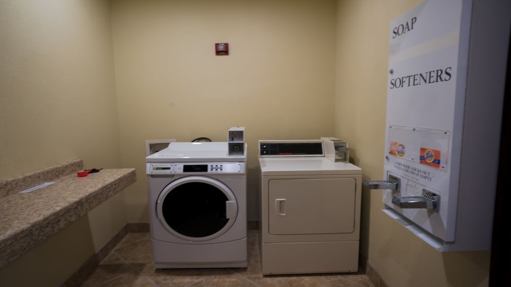 Holiday Inn Express & Suites Pampa by IHG - photo 53