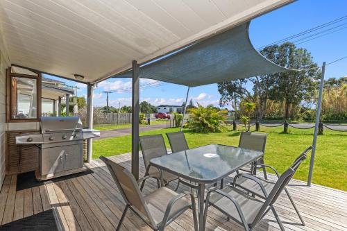 Bream Bay Sands Ruakaka Holiday Home — 4-Star Luxury Hotel in Ruakaka, New Zealand